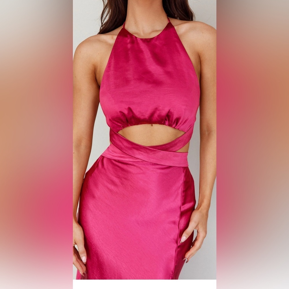 NEW ! Selfie Leslie Social Butterfly Cut-Out Waist Midi Dress Fuchsia - Picture 3 of 14